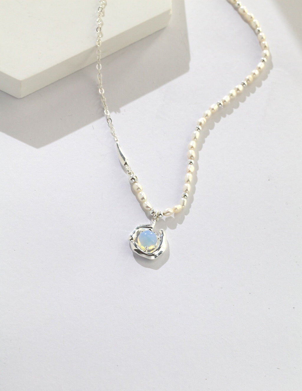 Freshwater Pearl Moonstone Necklace